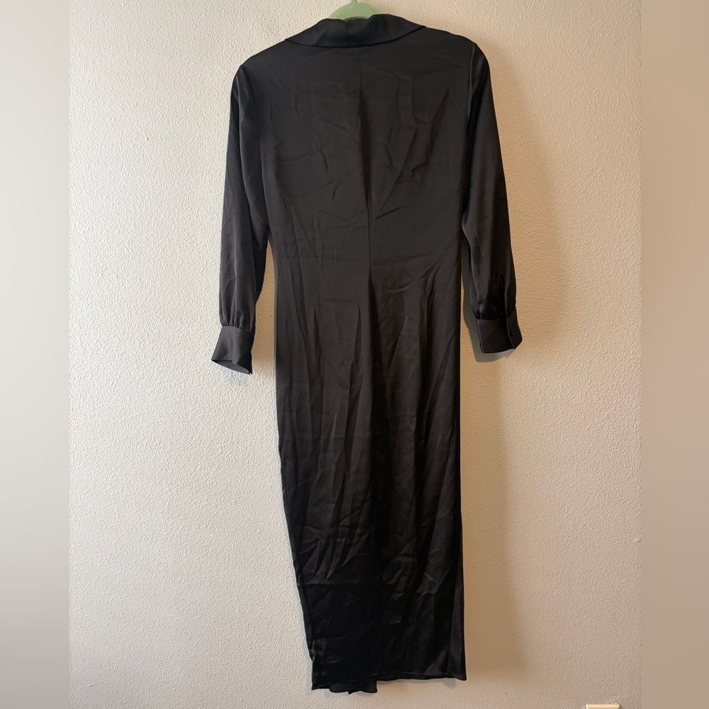 Theory
Midi Twist Dress - Picture 8 of 9